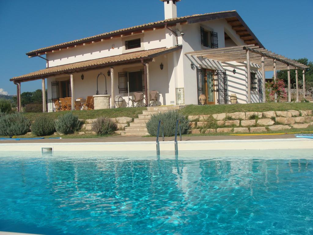 Behara Apartment Marina di Ragusa Bagian luar foto